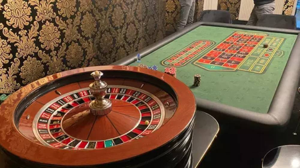 Ünlü kumarbazlar panikte. Otel çalışanları kumarhanede milyonlarca lira kaybeden ünlü isimleri ifşa etti - Resim: 2